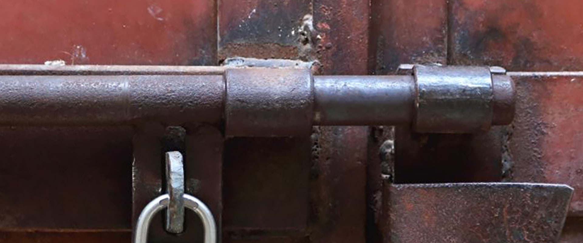 What types of locks can be picked?