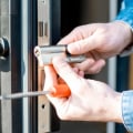 Do locksmiths need qualifications?